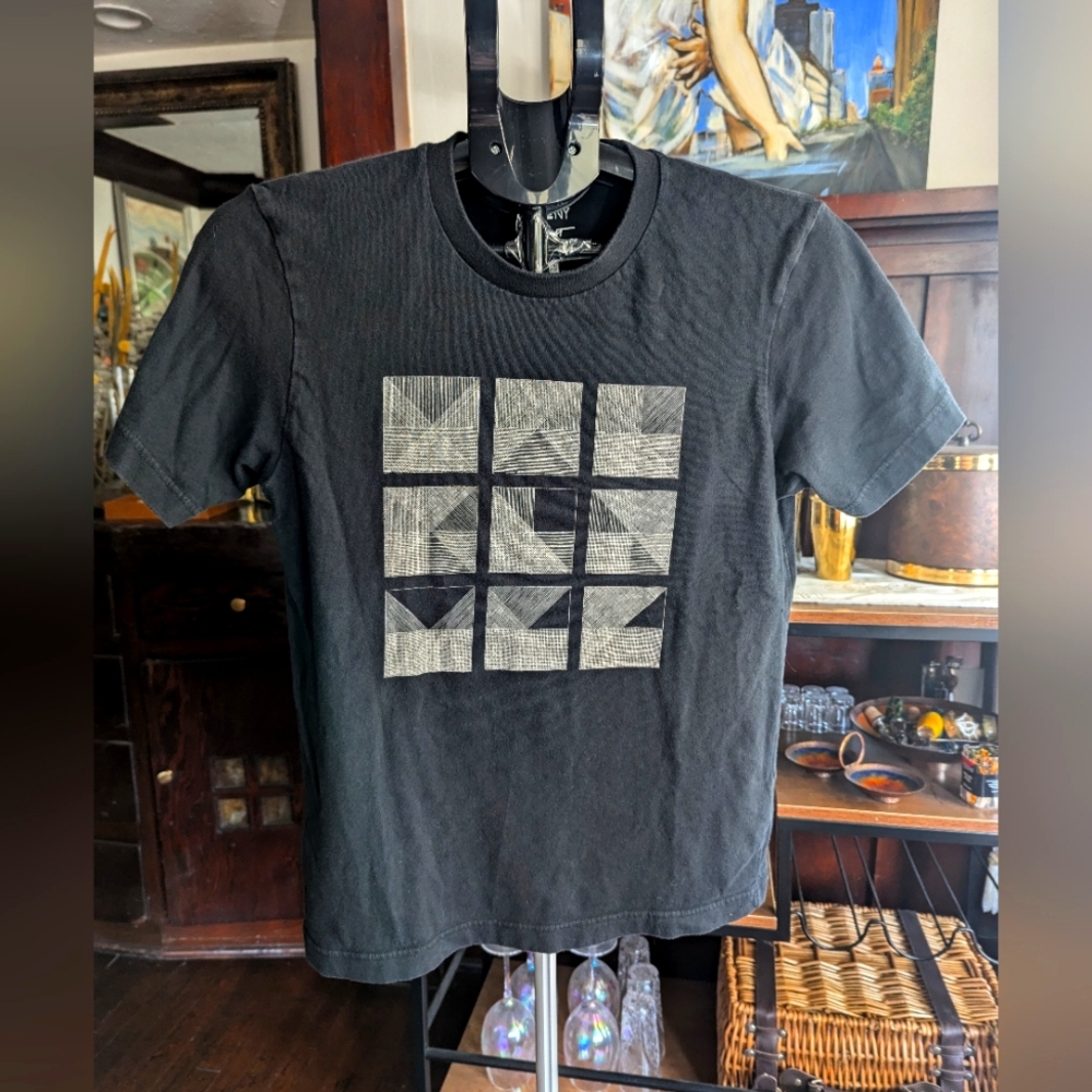 Uniqlo MoMA Addition Tshirt S XS
